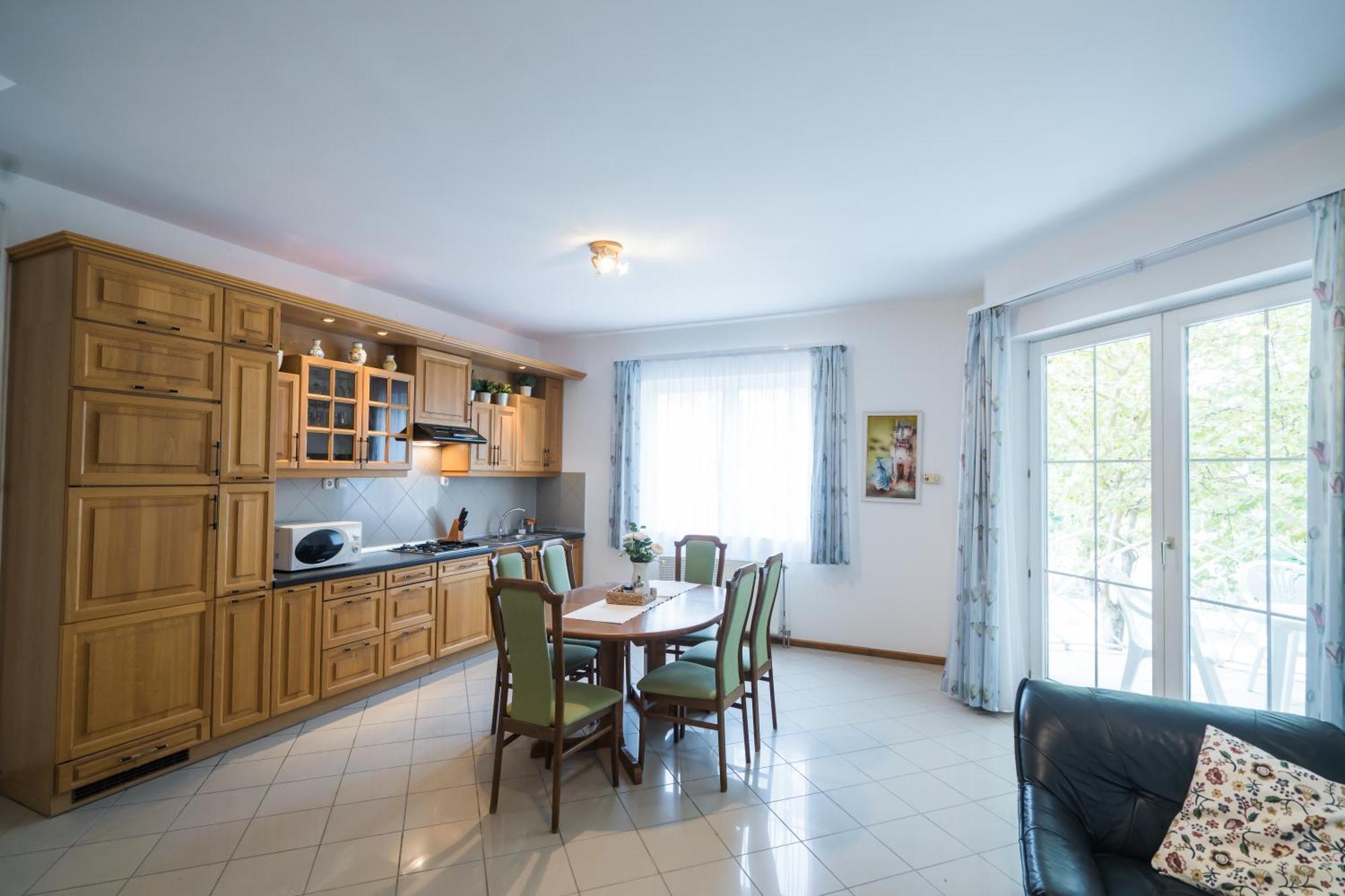 Gyorfi Apartmanhaz Zamardi Exterior photo