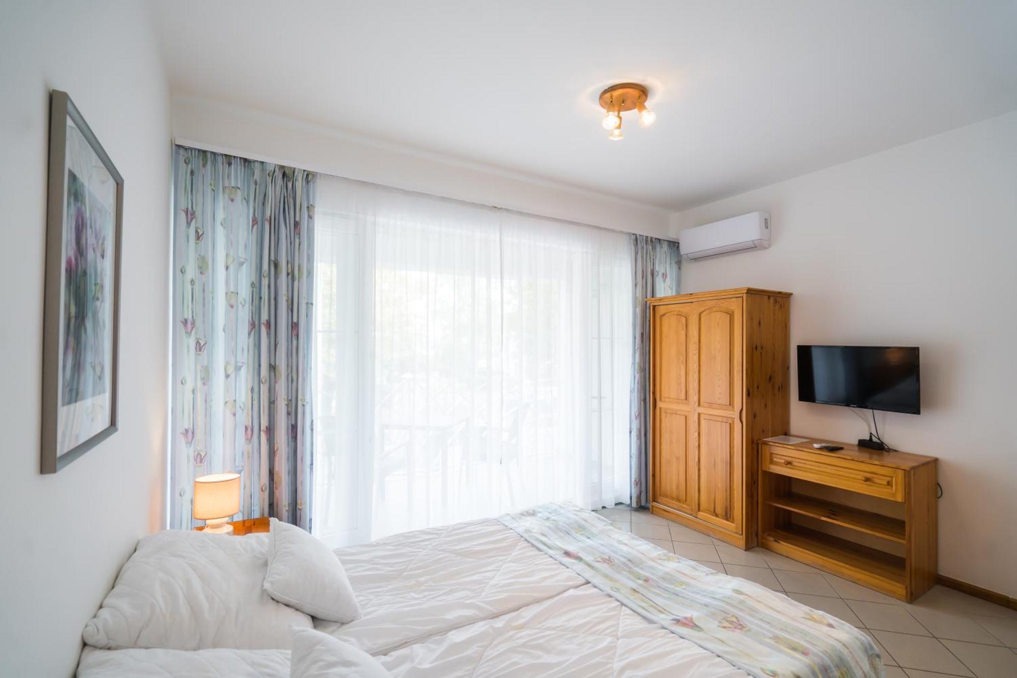 Gyorfi Apartmanhaz Zamardi Exterior photo